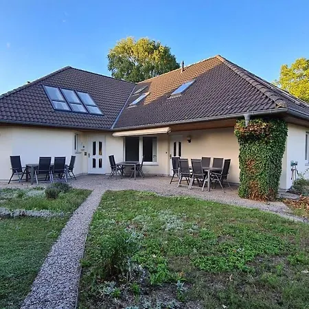 Space Comfortable Holiday home